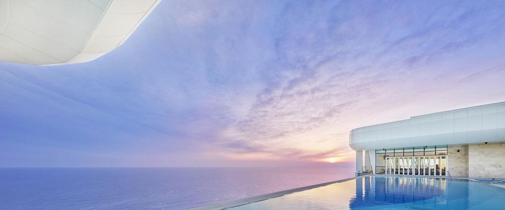 Skybay Gyeongpo Hotel 5*