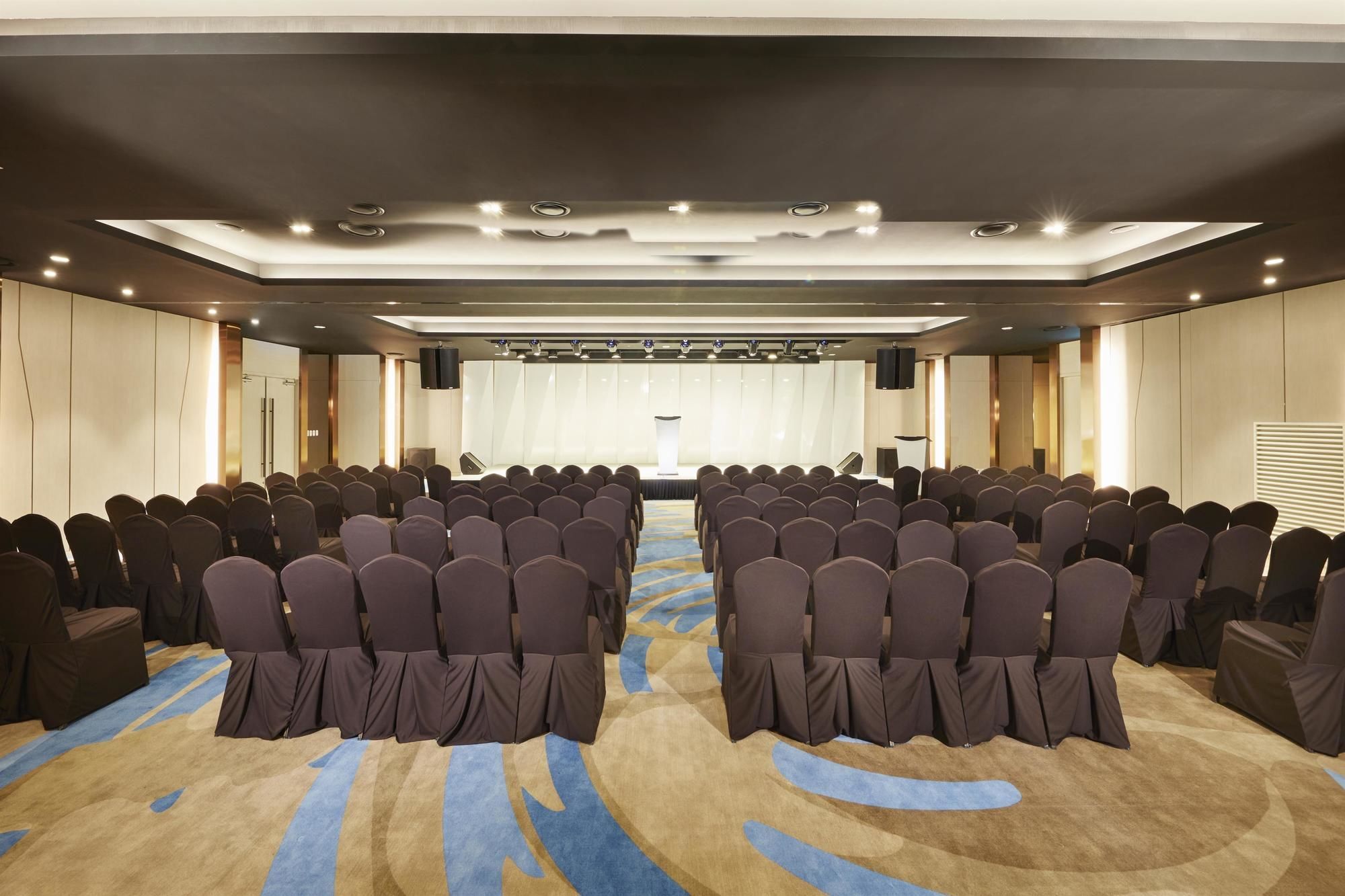 Skybay Gyeongpo Hotel 5*